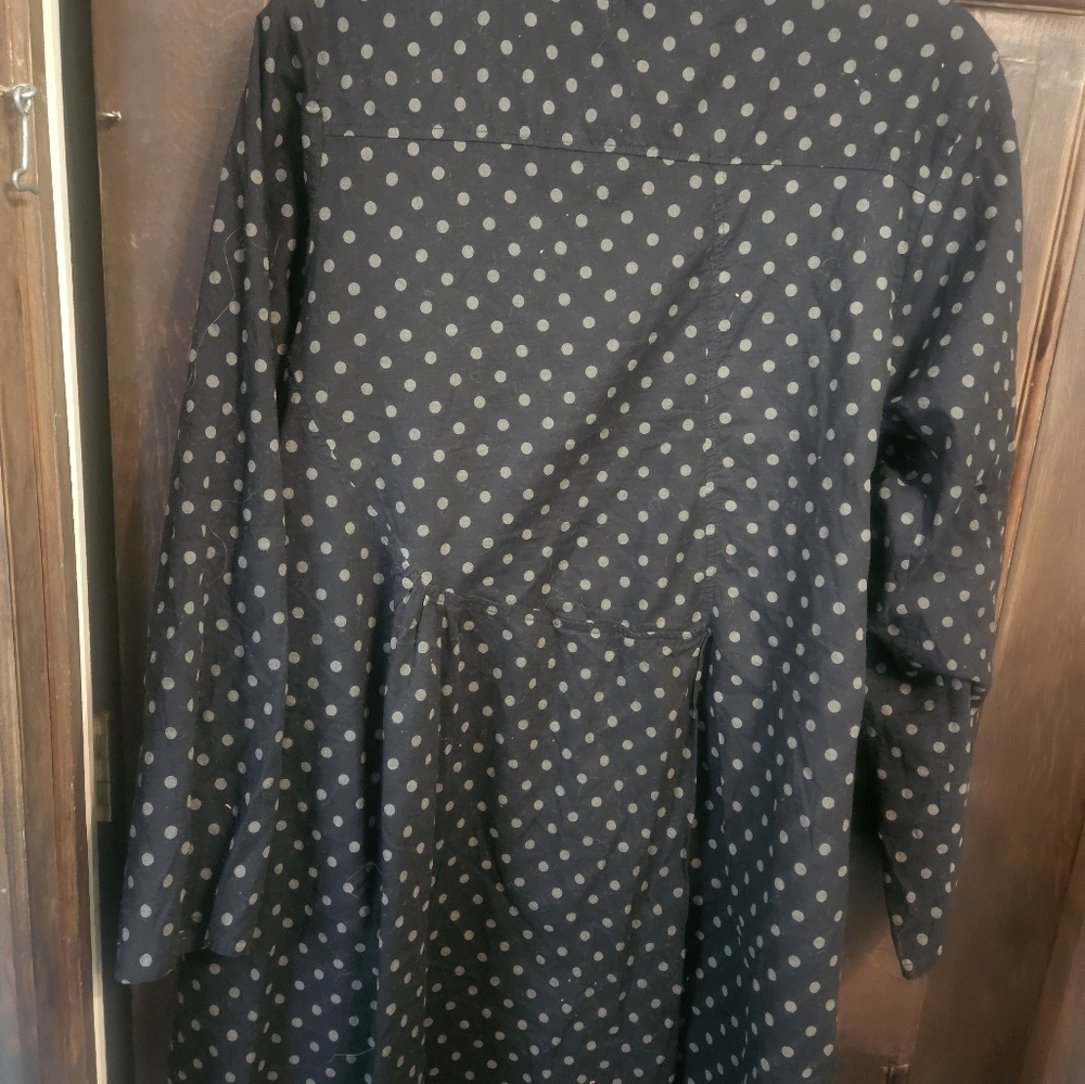 TULIP STYLISH TUNIC! POLKA DOT.BIG MOP BUTTONS. FABULOUS DESIGN.LONGER REAR!EUC♡ - Picture 2 of 8
